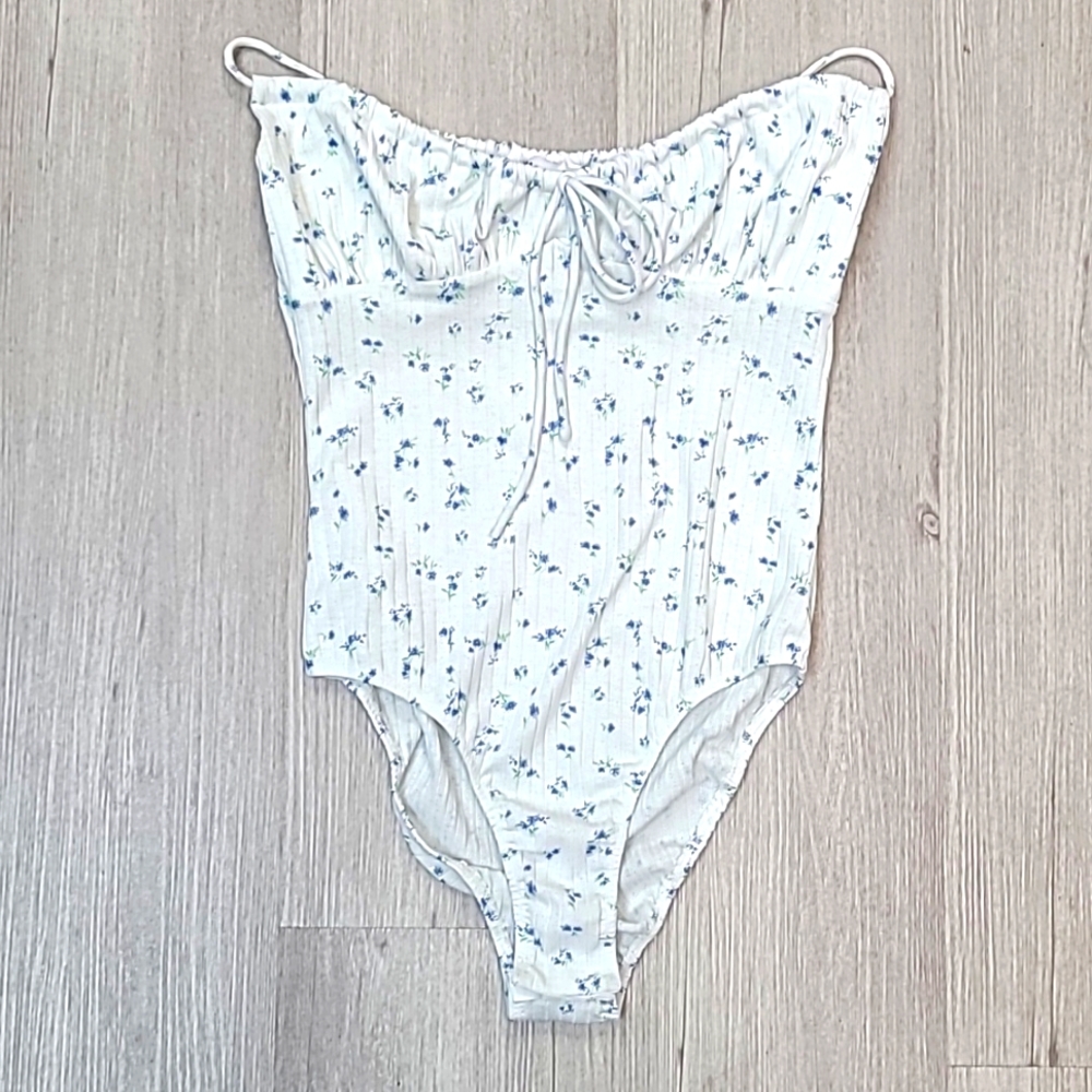 Princess Polly White Floral Ribbed Bodysuit
